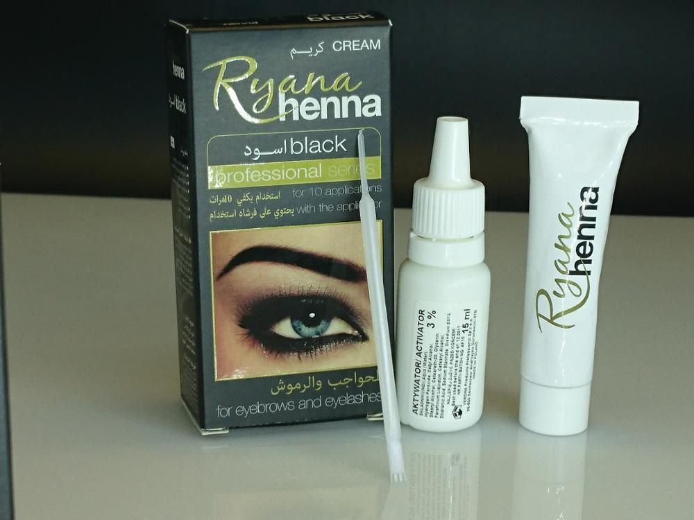 Ryana - Eyebrow Henna